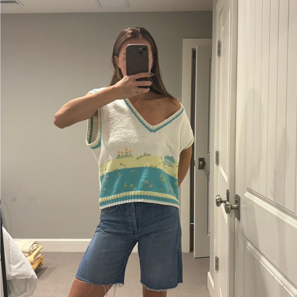 HANDMADE CROCHET beach village Sweater Vest - Picture 2 of 5